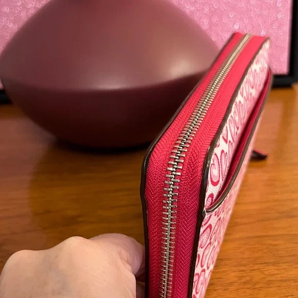 Coach Pink Heart Pattern Zip Around Wallet - Picture 8 of 12